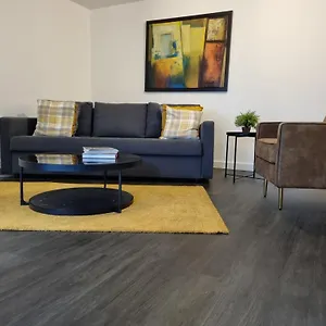 Spacious 5 Min Walk To Leytonstone Underground Station And 5 Stops To Zone 1 Appartement